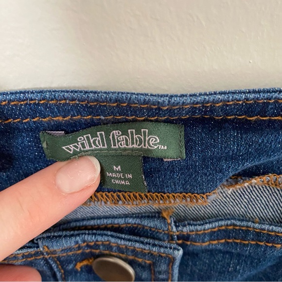 Jean Dress Size M Women’s ONLY WORN ONCE - Picture 3 of 3